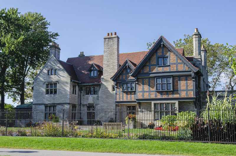 Search Woodbridge, Vaughan, King City Homes & Condos For Sale